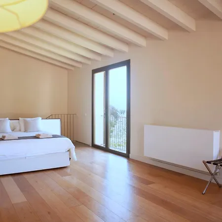 Holiday home Designer With Pool Near And Village